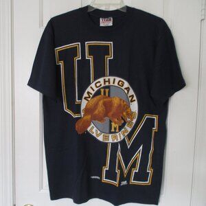 Team Apparel Mens S/S NCAA Michigan Wolverines Navy Cotton T-Shirt NWOT - Large